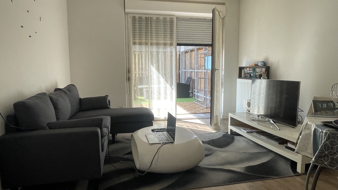 Photo of Livingroom in Bassins a Flot