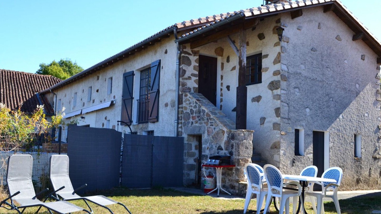 Photo of Outdoor in Esse