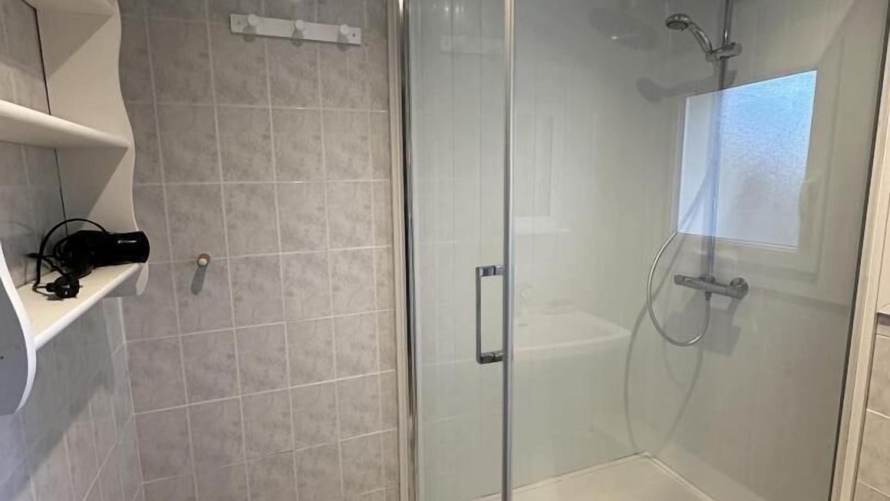 Photo of Bathroom in Heugas