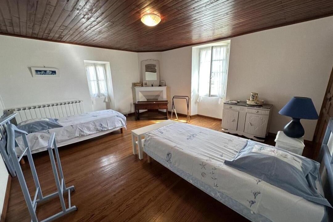Photo of Bedroom in Lacrabe