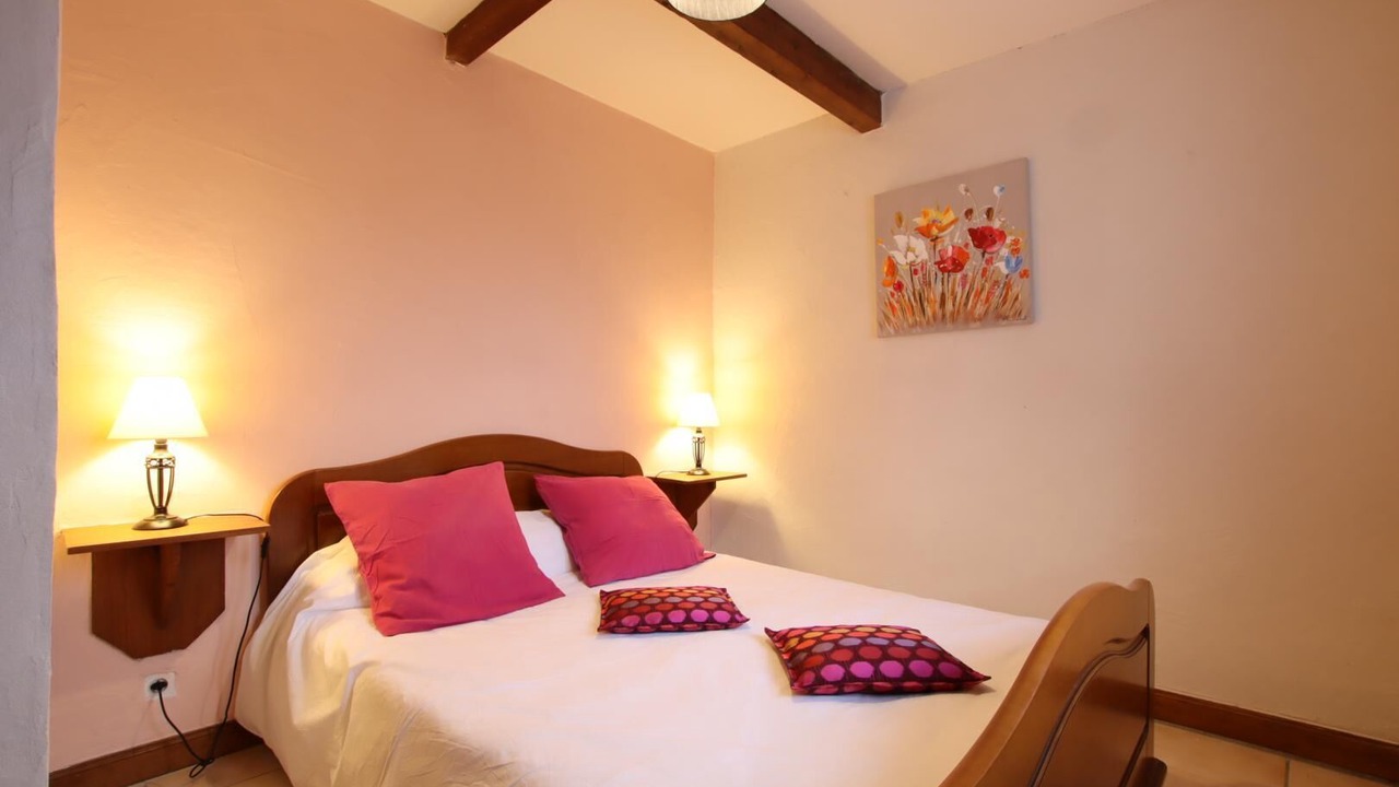 Photo of Bedroom in Saint-Jean-le-Vieux