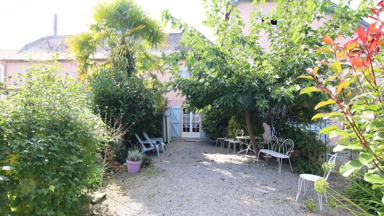 Photo of Patio Balcony in Geus-d'Oloron