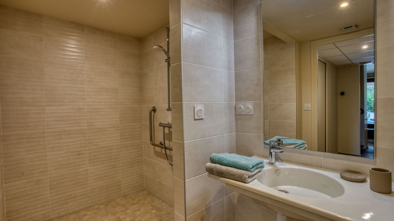 Photo of Bathroom in Domme