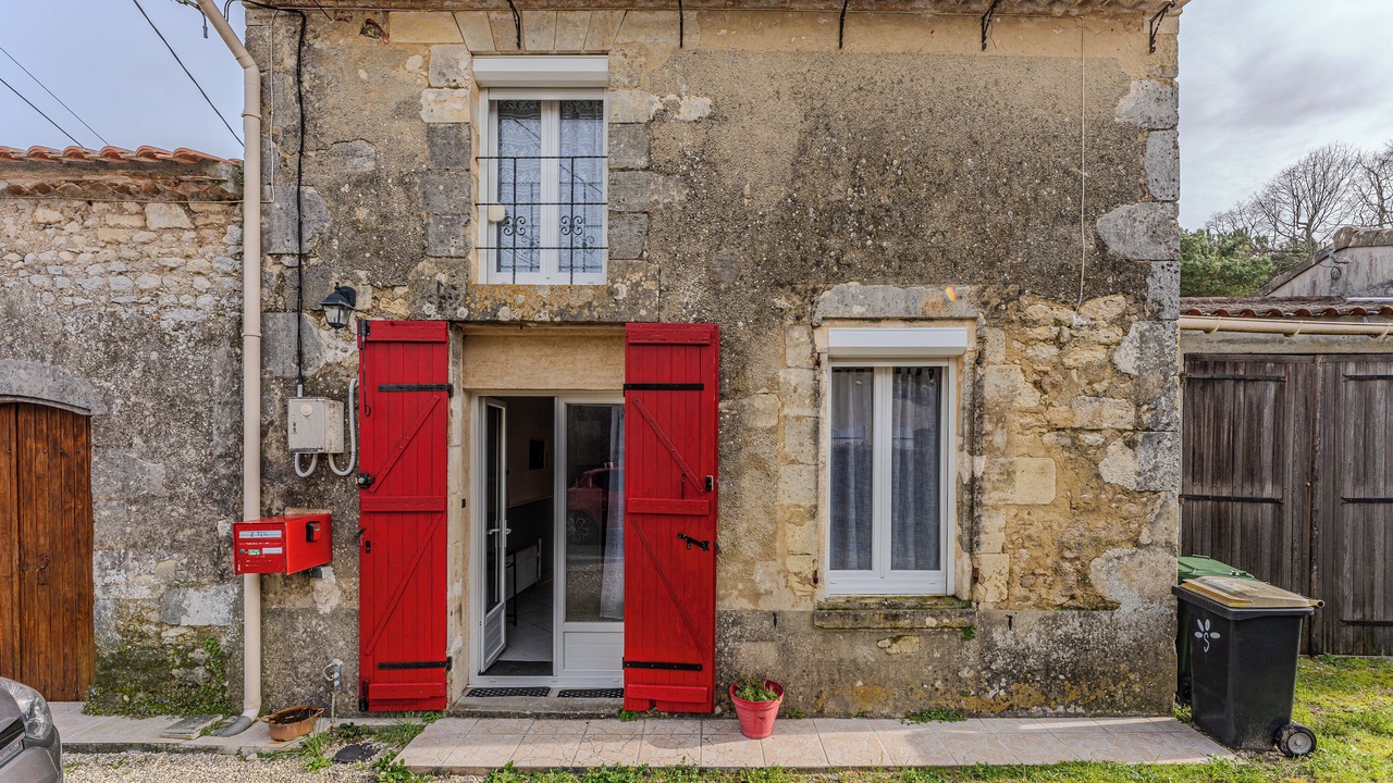 Photo of Outdoor in Saint-Seurin-de-Cadourne