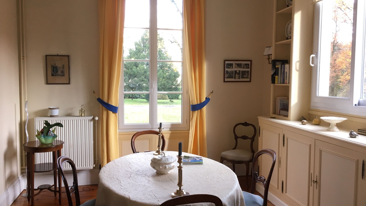 Photo of Others in Cognac
