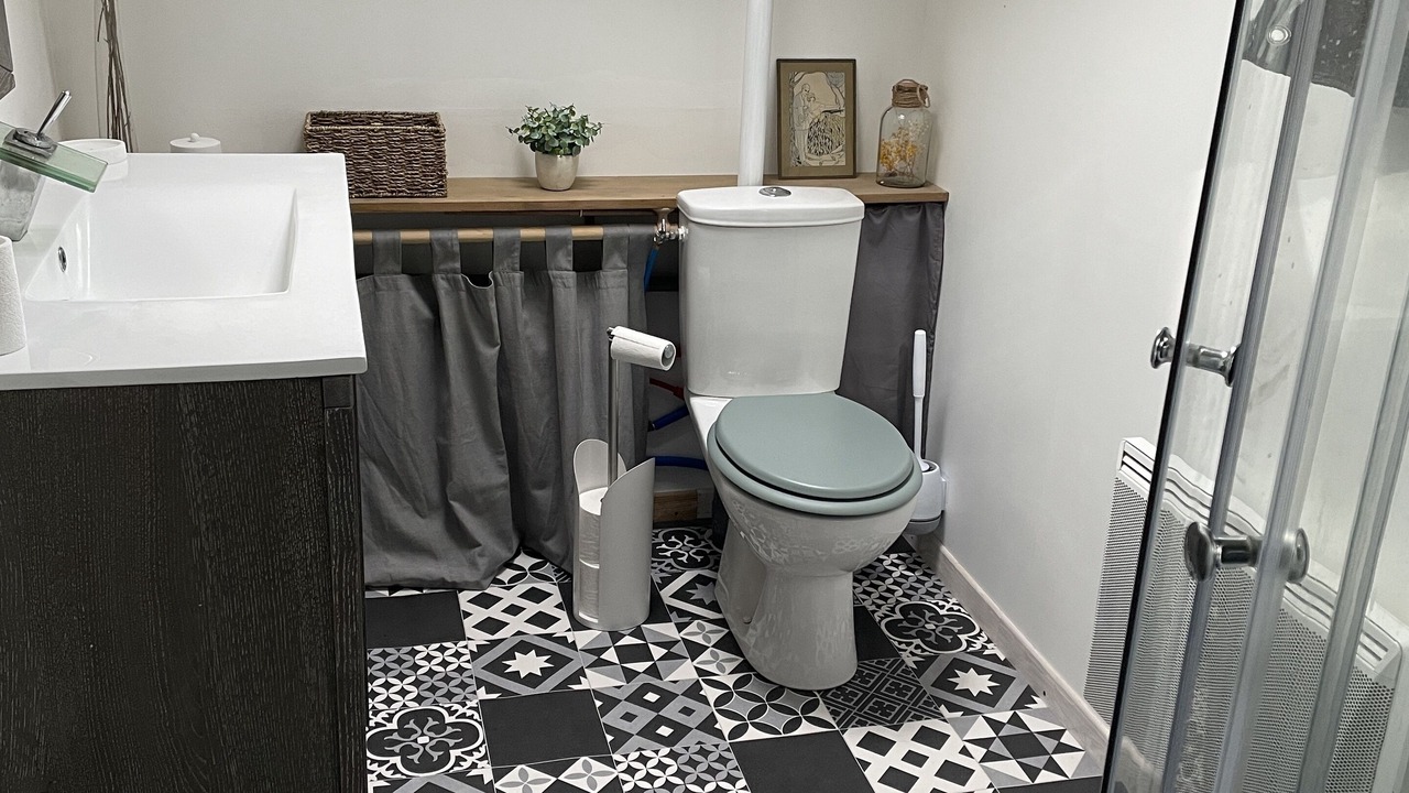 Photo of Bathroom in Surgeres