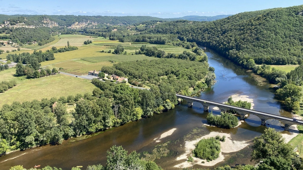 Photo of Outdoor in Jayac