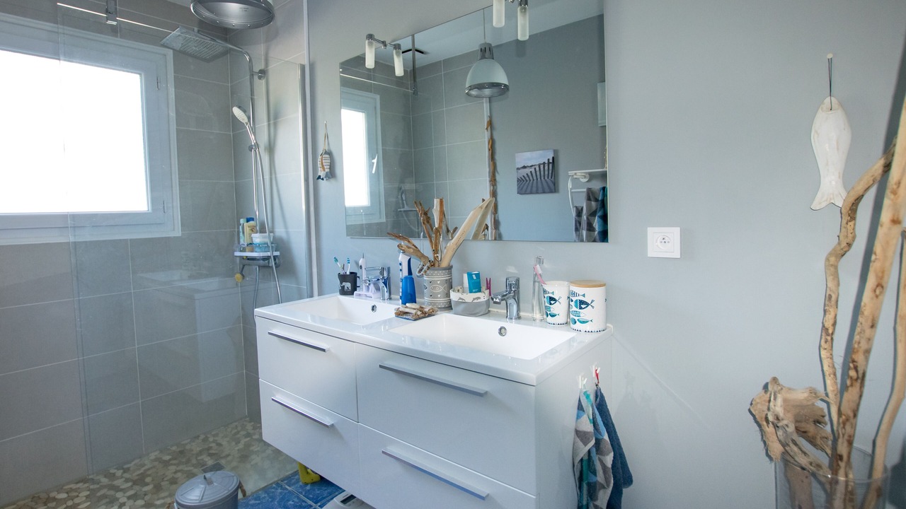 Photo of Bathroom in Tosse