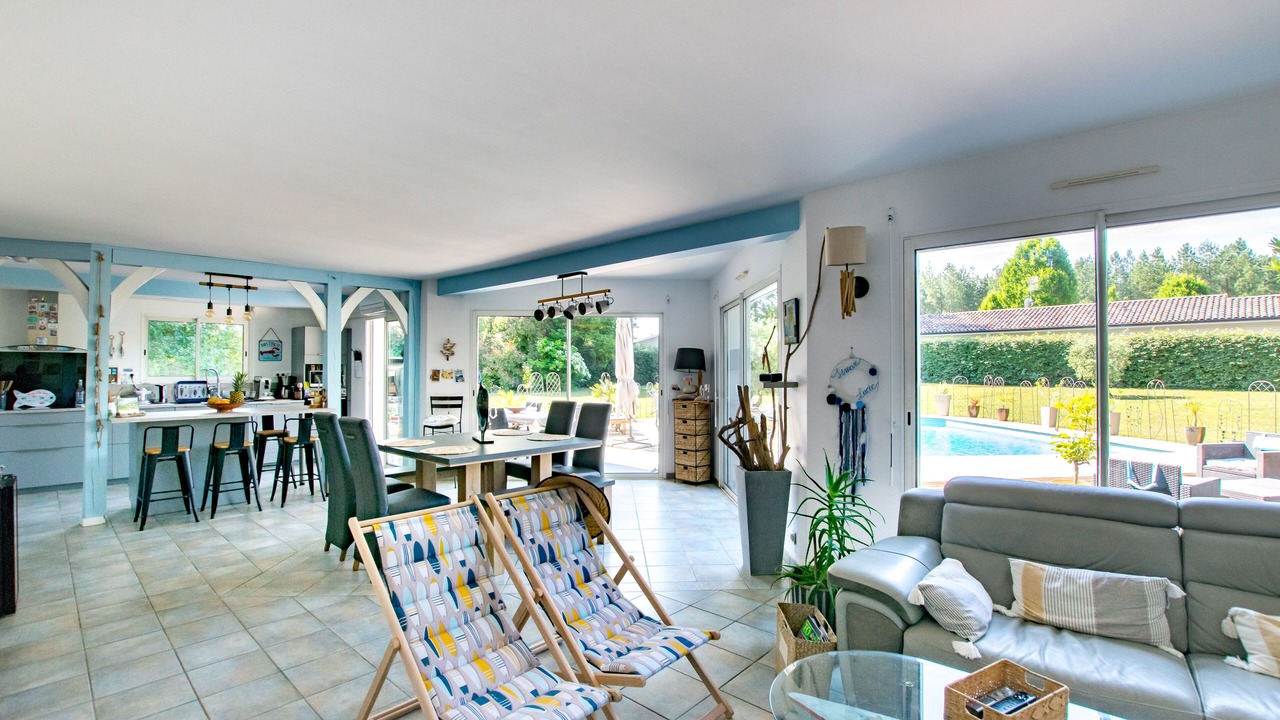 Photo of Livingroom in Tosse