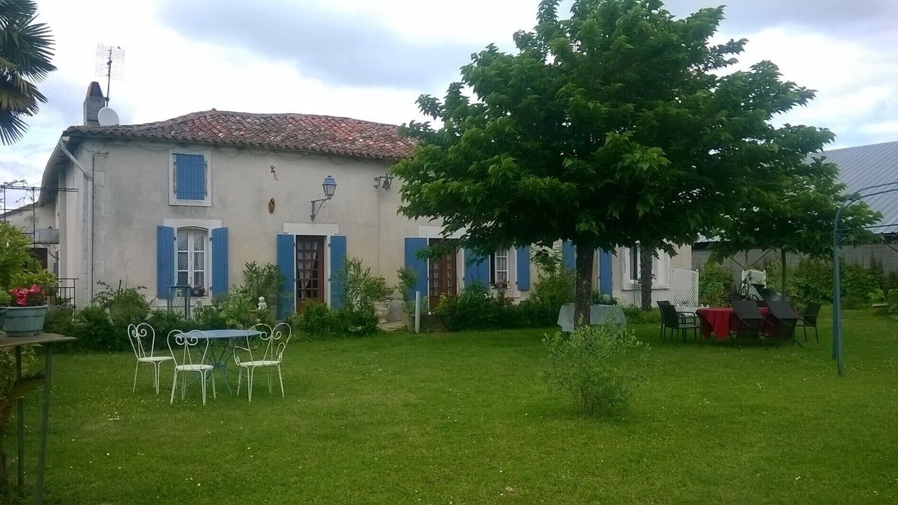 Photo of Outdoor in Saint-Aulais-la-Chapelle