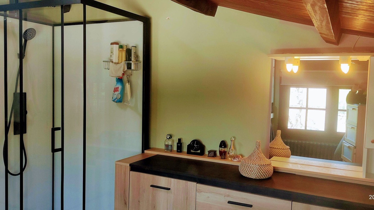 Photo of Bathroom in Savignac-de-Duras