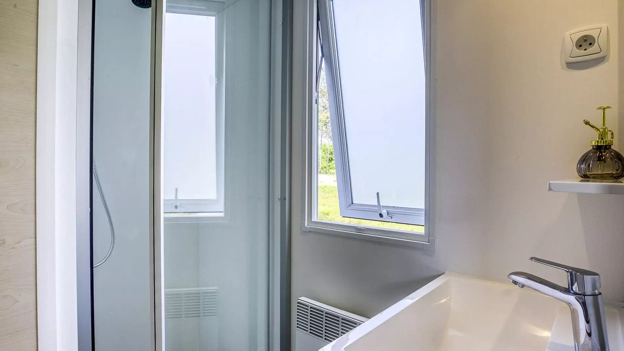 Photo of Bathroom in Ars-en-Re