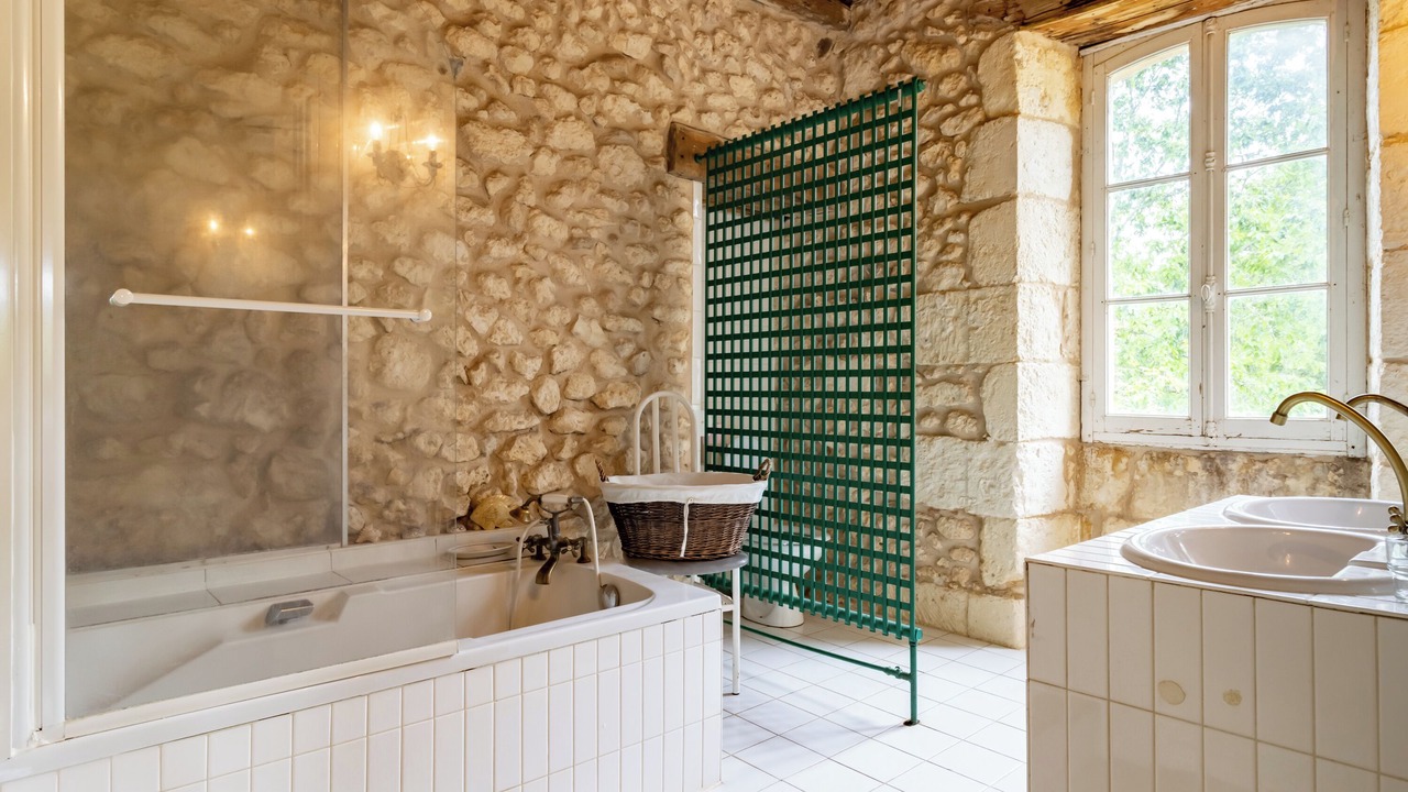 Photo of Bathroom in Grignols