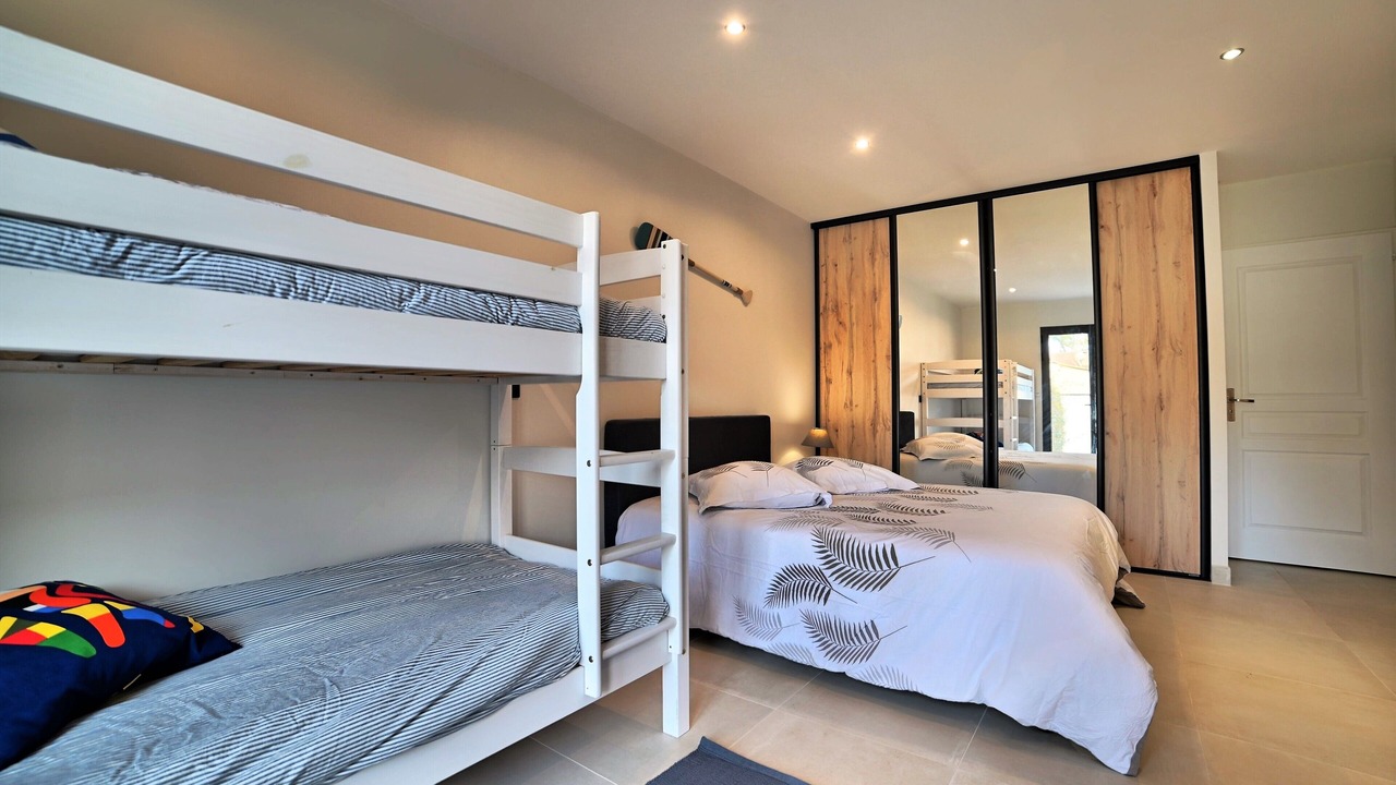 Photo of Bedroom in Ronce-les-Bains