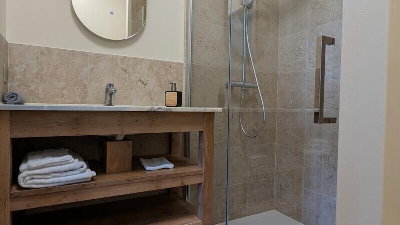 Photo of Bathroom in Gondeville