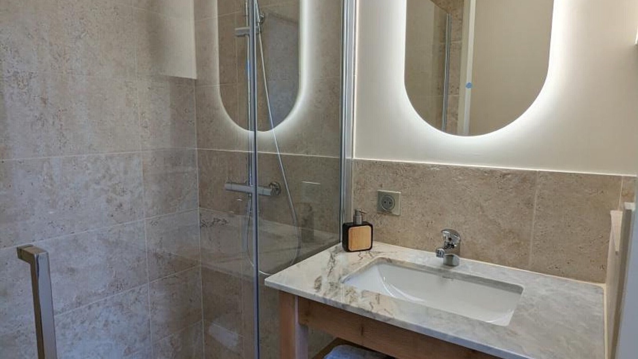 Photo of Bathroom in Gondeville