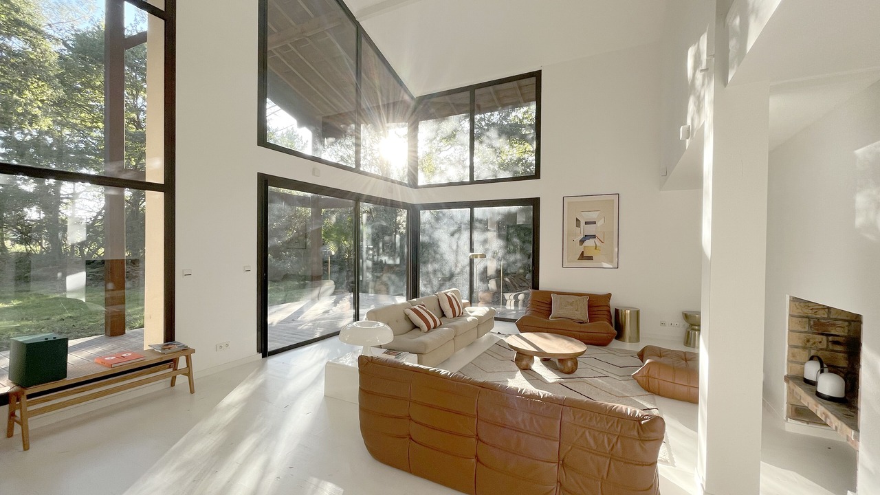 Photo of Livingroom in Messanges