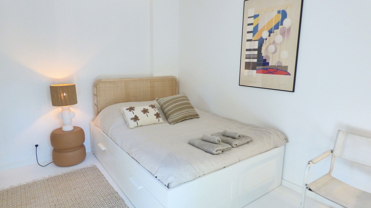 Photo of Bedroom in Messanges