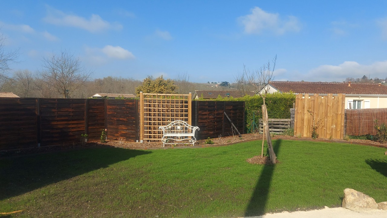 Photo of Outdoor in Verdelais
