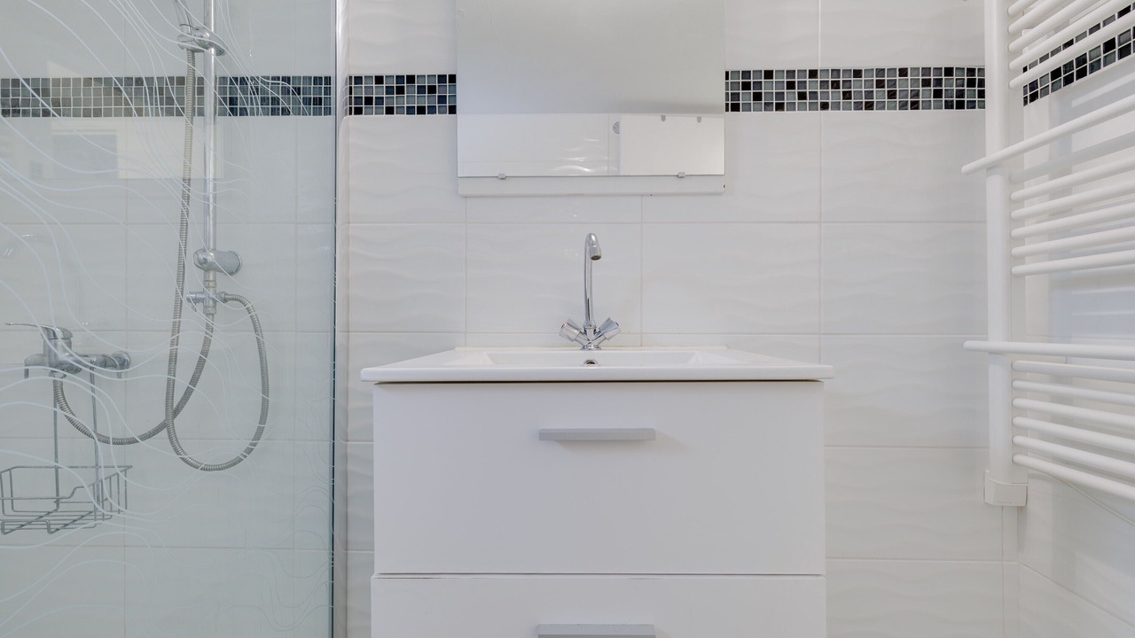 Photo of Bathroom in Langon