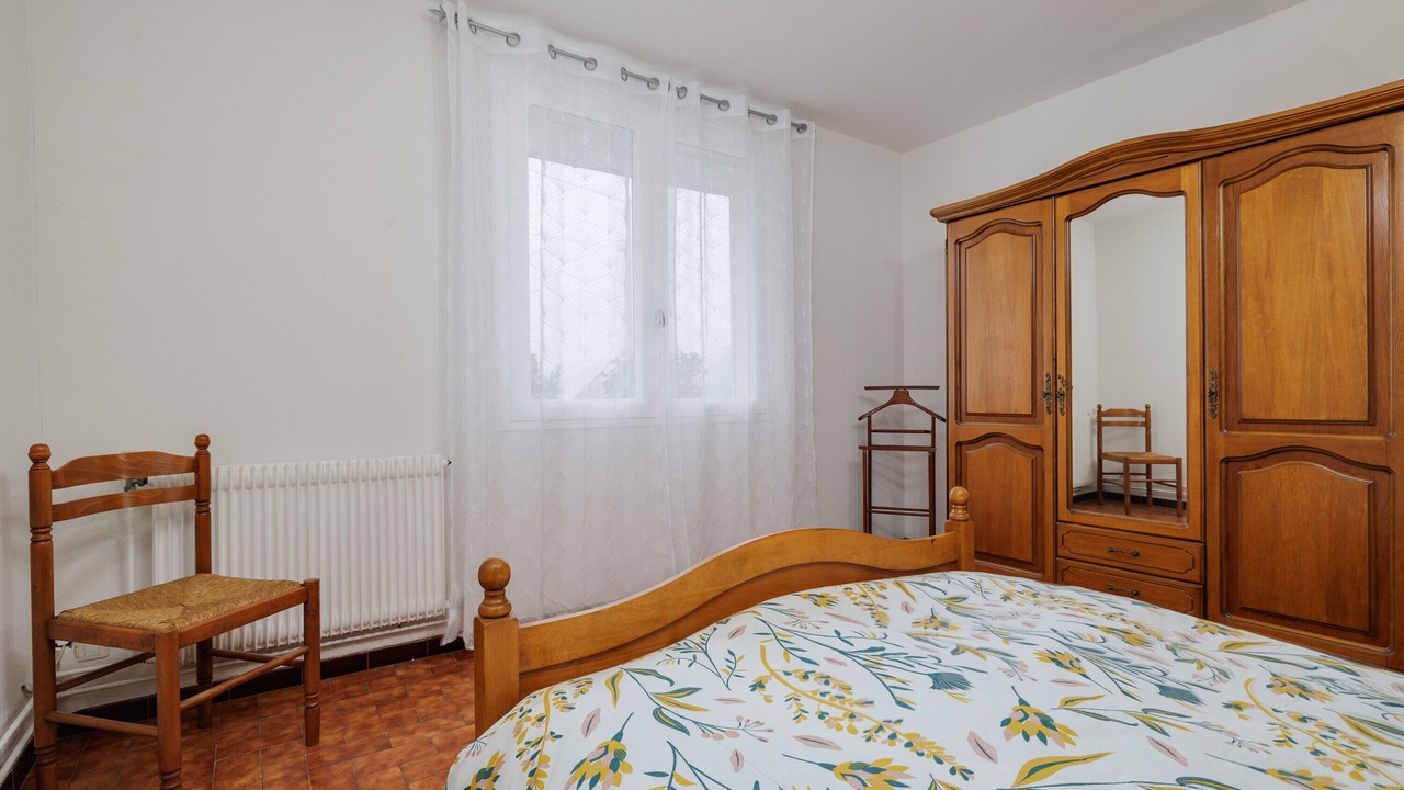 Photo of Bedroom in Langon