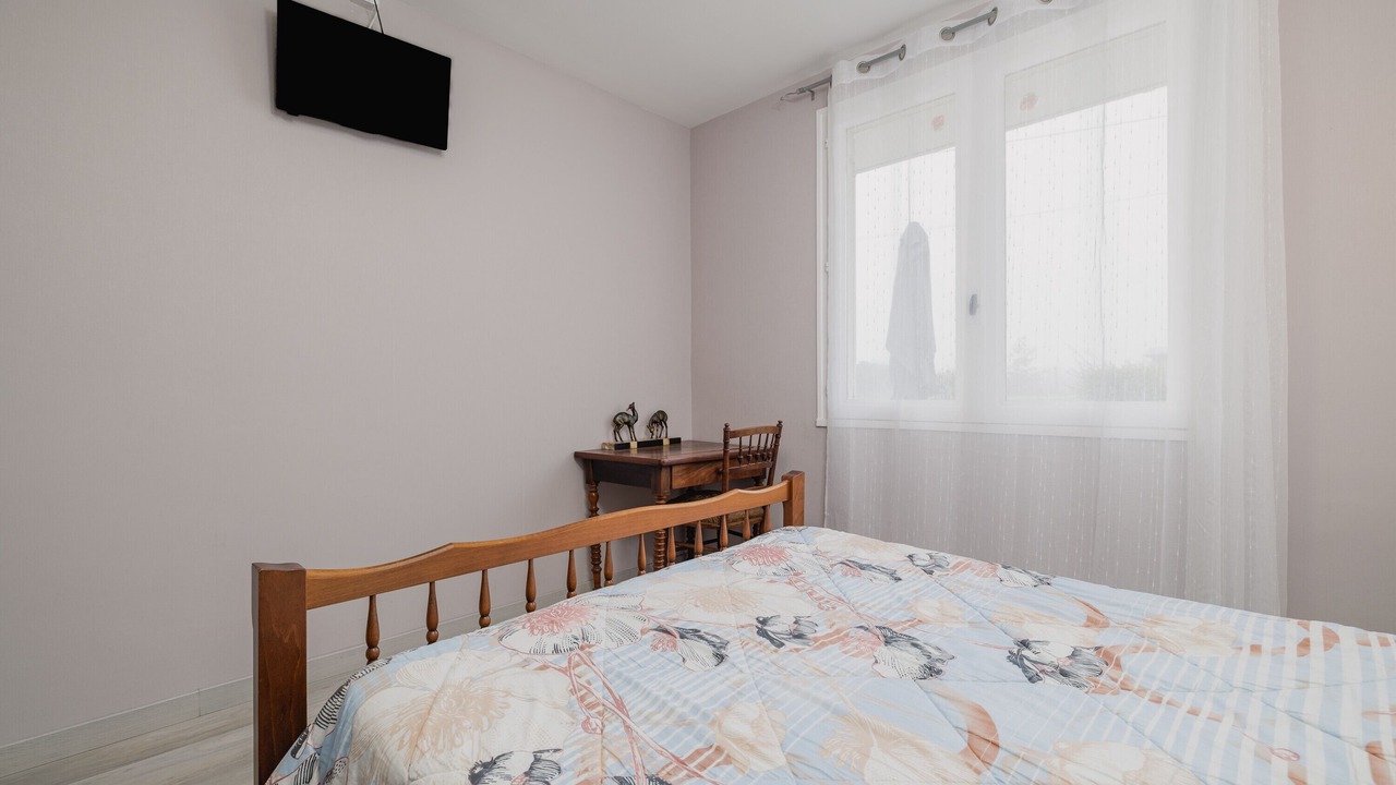 Photo of Bedroom in Langon
