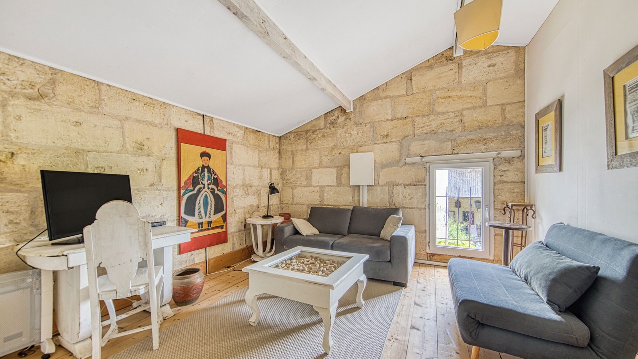 Photo of Livingroom in Arveyres