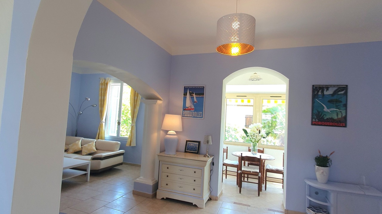 Photo of Livingroom in Hyeres City Centre