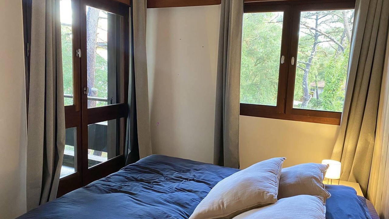 Photo of Bedroom in Le Penon