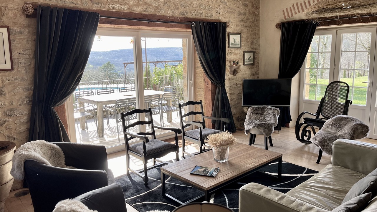 Photo of Livingroom in Coly