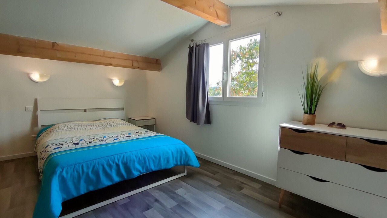 Photo of Bedroom in Bormes-Les-Mimosas