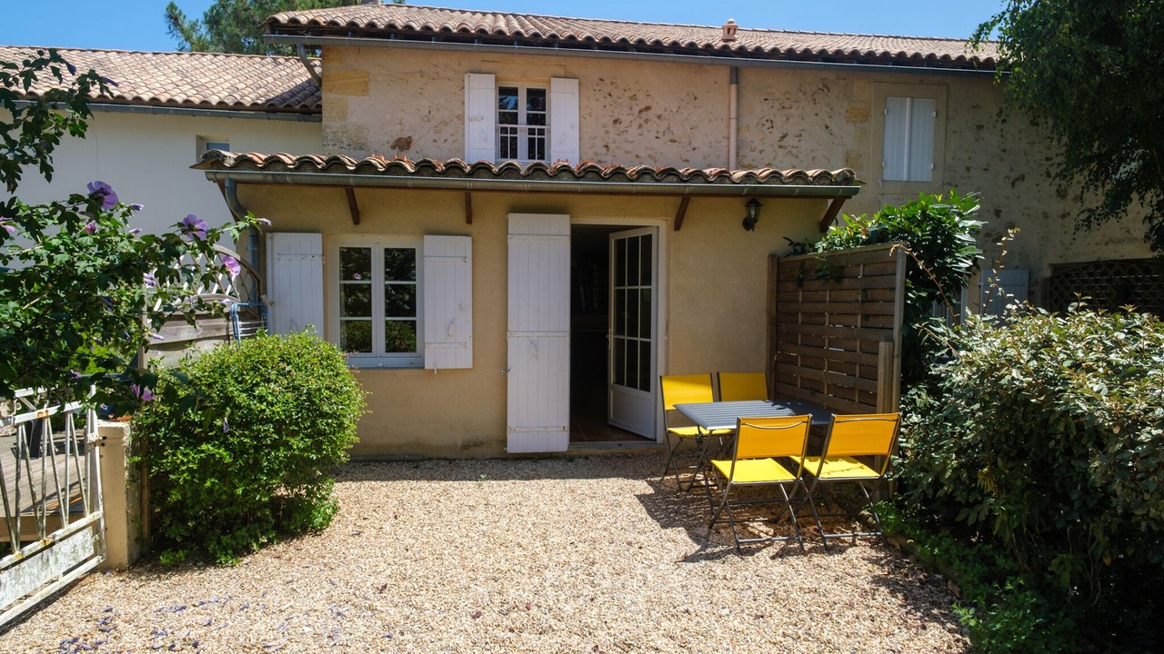 Photo of Outdoor in Lamothe-Montravel