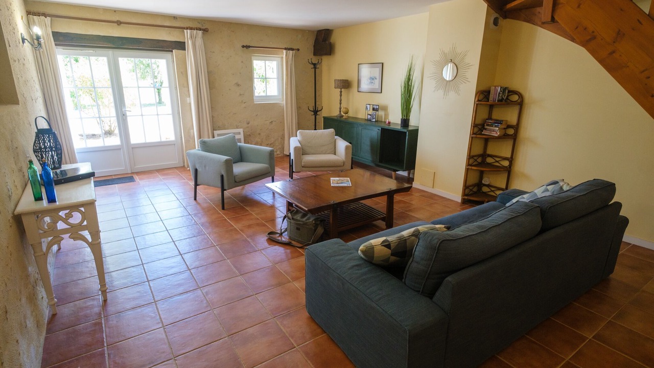 Photo of Livingroom in Lamothe-Montravel