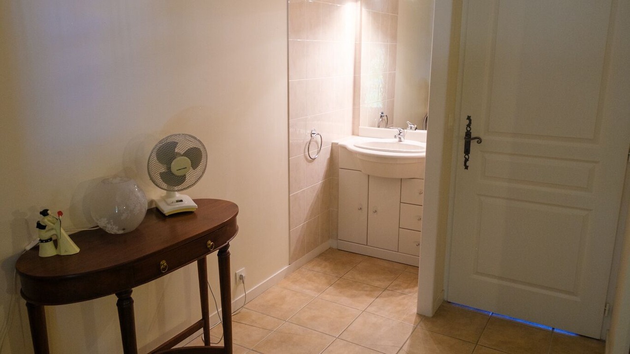 Photo of Bathroom in Lamothe-Montravel