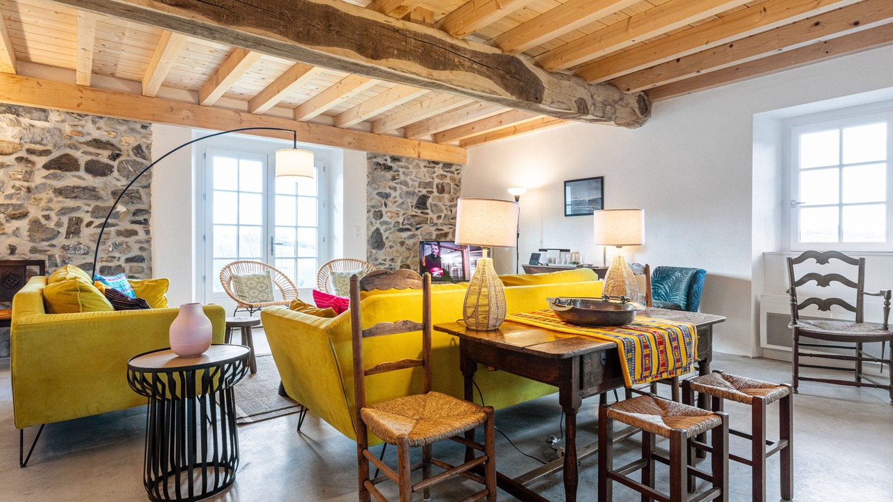 Photo of Livingroom in Souraide