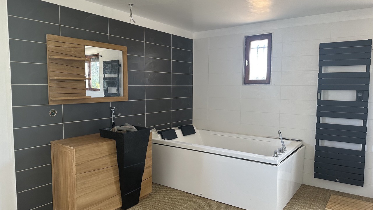 Photo of Bathroom in Angoulins