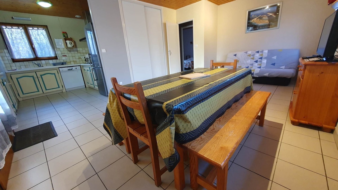 Photo of Bedroom in Noaillan