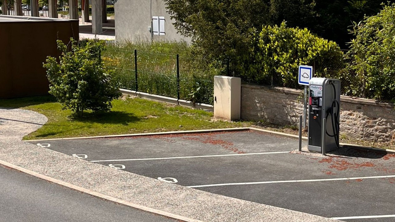 Photo of Outdoor in Dun-le-Palestel