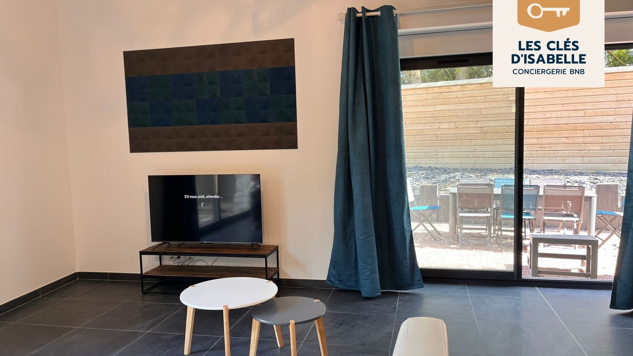 Photo of Livingroom in Dun-le-Palestel