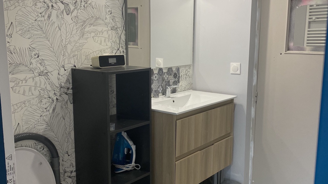Photo of Bathroom in Bassens