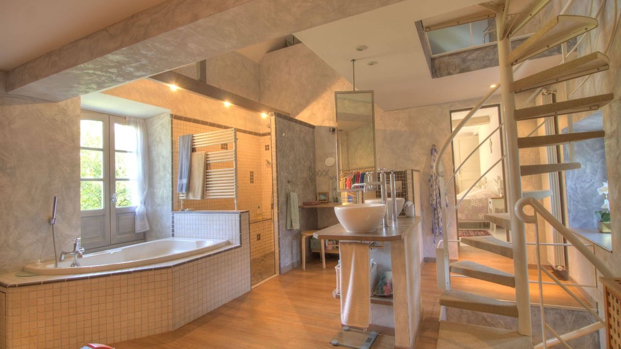 Photo of Bathroom in Geus-d'Oloron