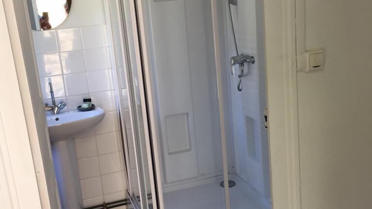 Photo of Bathroom in Beynac-et-Cazenac