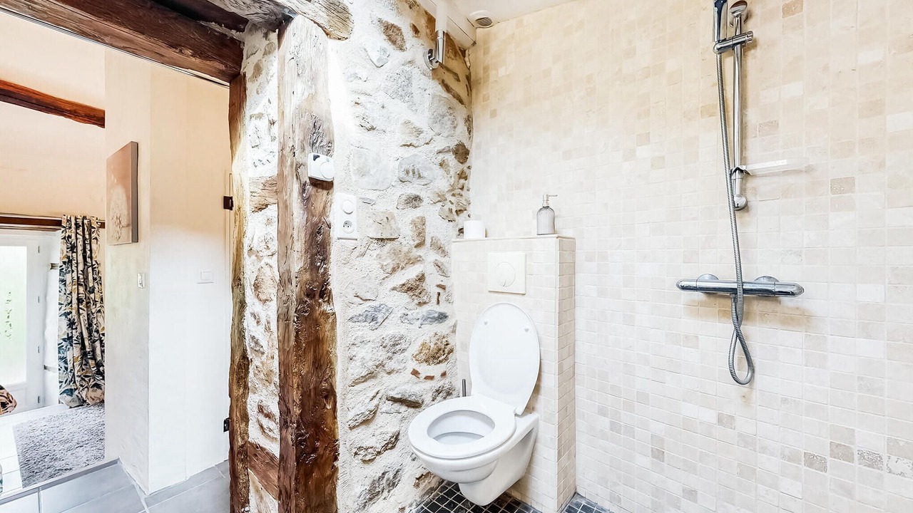 Photo of Bathroom in Exideuil