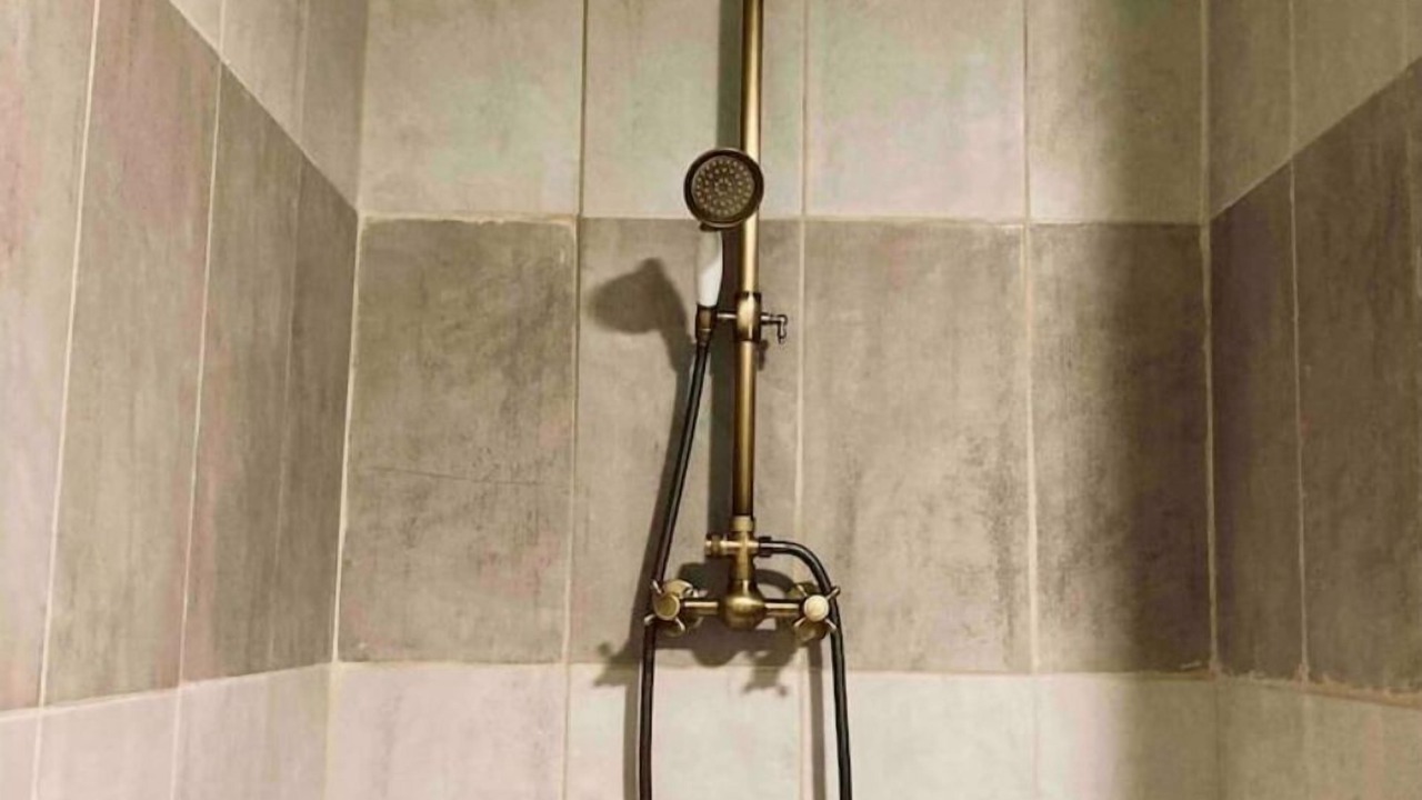 Photo of Bathroom in Laruscade
