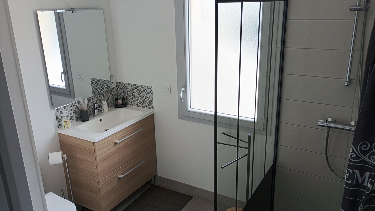Photo of Bathroom in Saint-Ciers-dAbzac