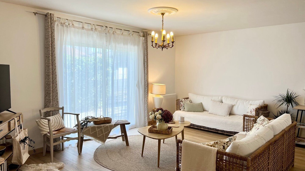 Photo of Livingroom in Fontaine-le-Comte