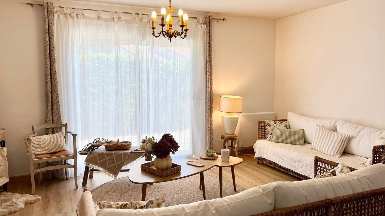 Photo of Livingroom in Fontaine-le-Comte