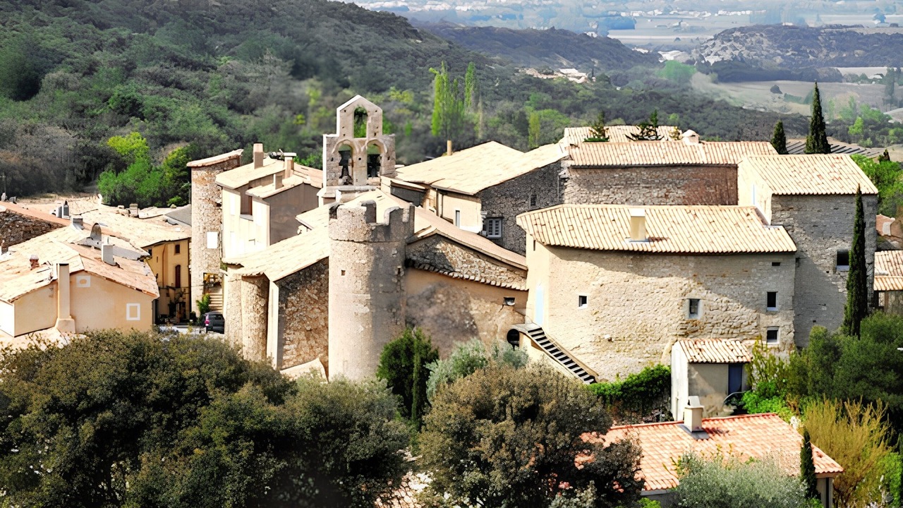 Photo of Others in Rousset