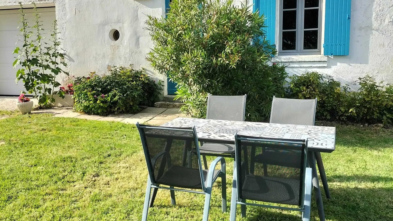 Photo of Outdoor in Antezant-la-Chapelle
