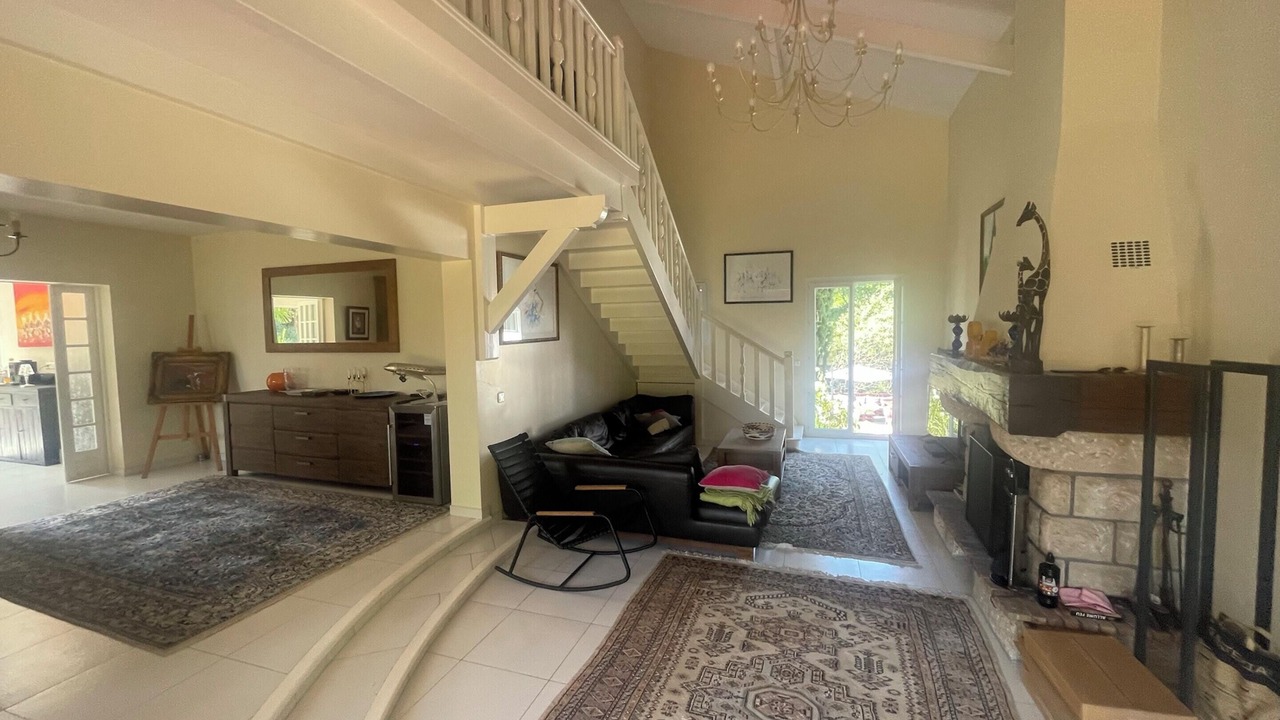 Photo of Livingroom in Arbonne